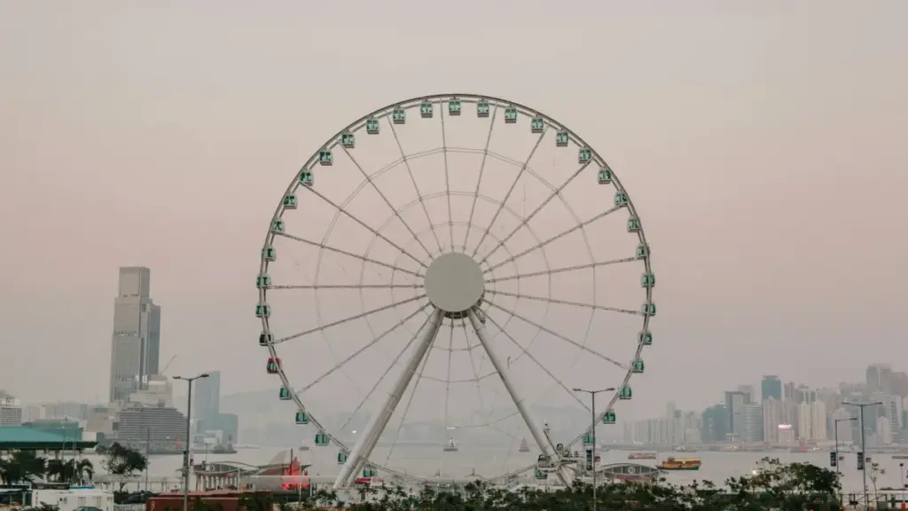 Inama z’umuhanga ku buryo abahanzi bo mu Rwanda bashobora kugera ku ma brand yo muri Laos kuri Rumble, gukora pitch nziza, no kuba brand ambassador mu 2025.