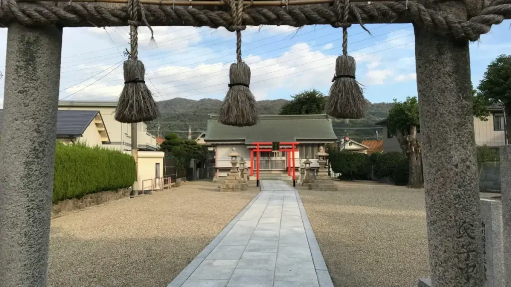 Uburyo bwimbitse bwo kugera ku maband ya Peru ukoresheje Pinterest, guhindura ibyo ukora mu bikorwa bifatika by'abafana, hamwe n'amayeri y'umuco n'ubucuruzi.