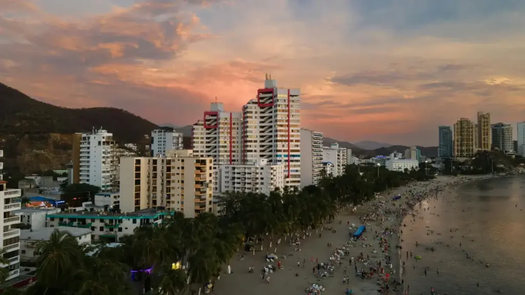 Uru rugendo rw'intsinzi: uburyo bwihuse kandi bw'umuco bwo kubona Douyin creators muri Thailand no gutangiza makeup tutorials zifite engagement.