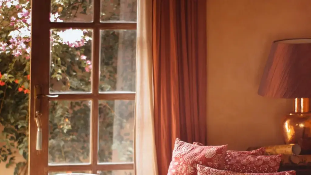 Uburyo bwo kugera ku masosiyete ya Kenya ukoresheje Hulu kugira ngo mukore branded fitness content—amategeko y’imikoranire, outreach scripts, urugero rwa product seeding, na VPN inama.