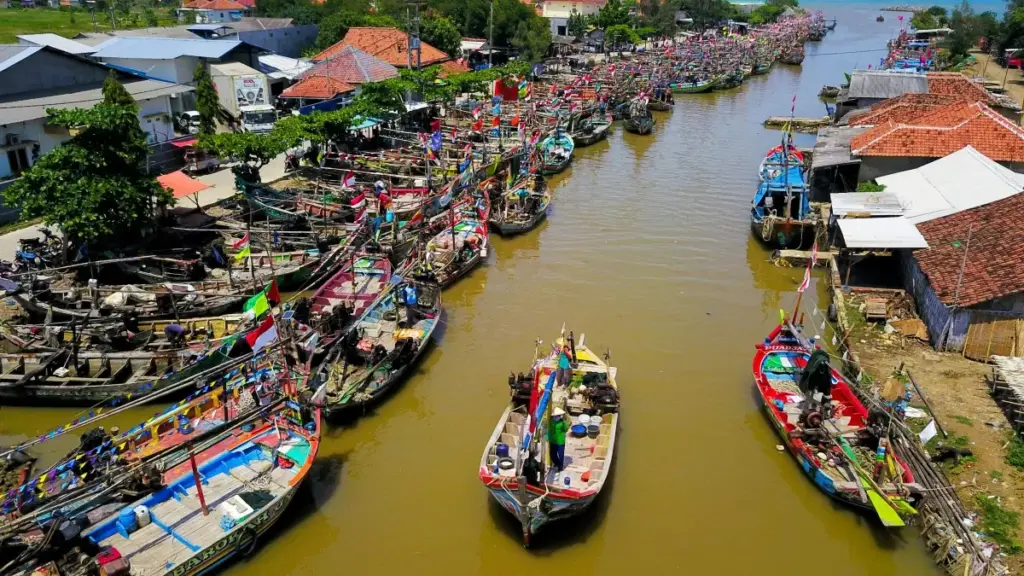 Uburyo bw'intangarugero bwo kugera ku masosiyete yo muri Uruguay ukoresheje Josh — inama z'imikoranire, GenAI fan experiences, n'ibyo amahirwe y'isoko ya creator asaba.