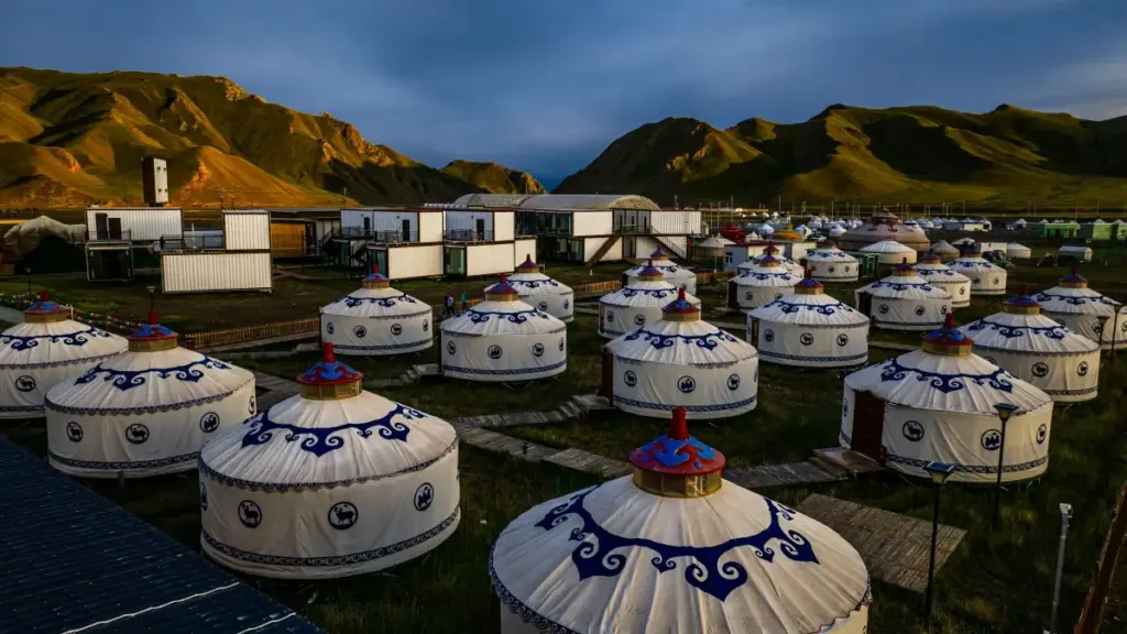 Uko wabona abarembyi bo muri Ireland bafite audience ikora, ugategura unboxing campaign igenda virali kandi igatanga results zifatika.